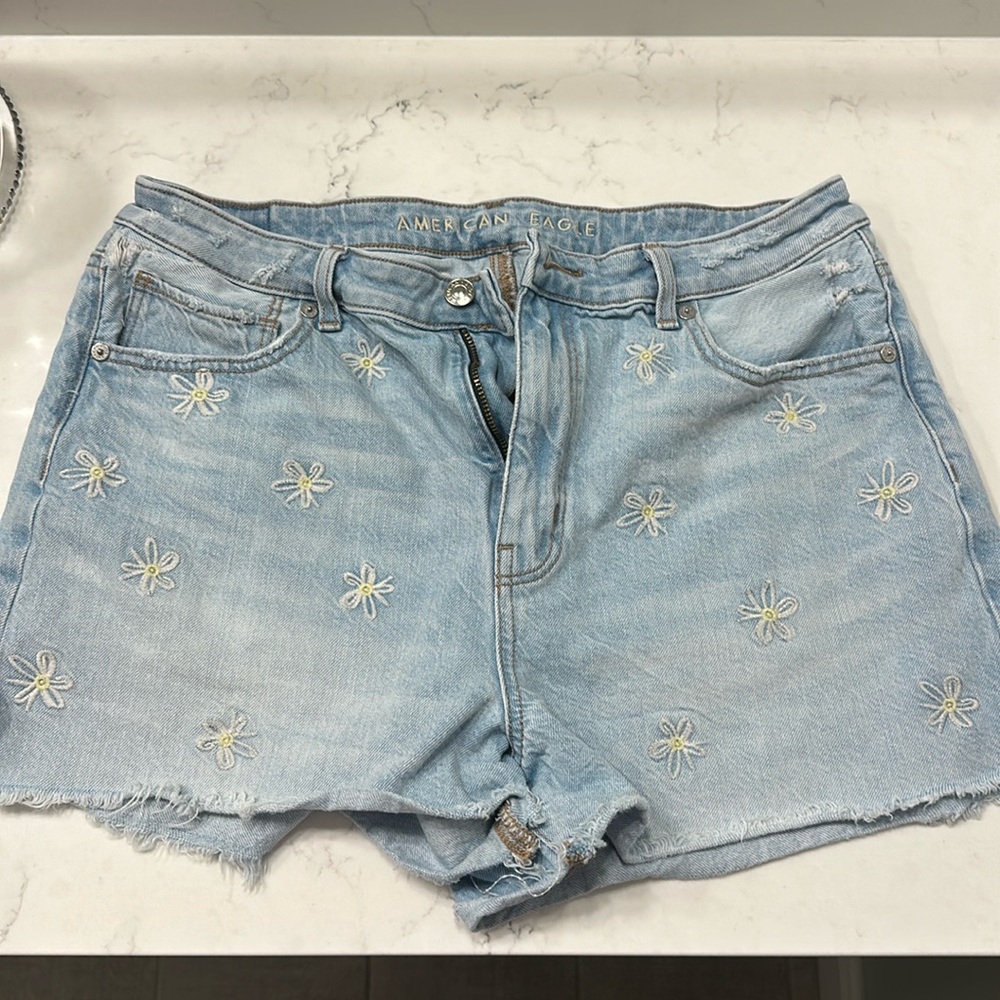 American Eagle Denim Flower Shorts, Size: 12